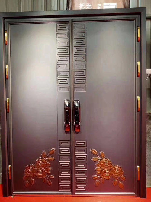 簡(jiǎn)約款鑄鋁門